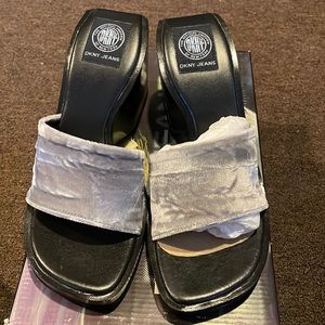 DKNY JEANS sandals